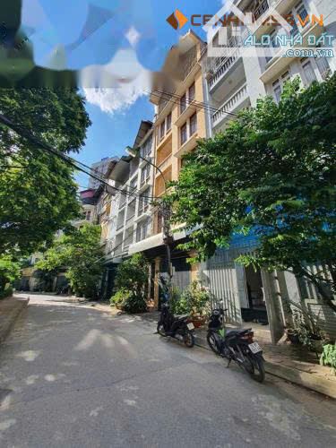 BÁN NHÀ PHÂN LÔ LIỀN KỀ VÕ CHÍ CÔNG, 120M, 2 MẶT ĐỀU CÓ VỈA HÈ RỘNG, Ô TÔ TRÁNH ĐỖ, 37 TỶ