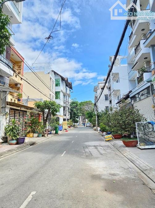 Bán nhà mặt tiền KDC Nam Long, 80m², 12,2 tỷ, 4PN, 5WC