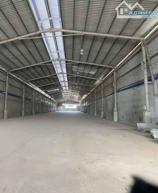 Bán xưởng 1000m2 (17*58) SHR-SKC-P.Tân Hoà giá chỉ 11 tỉ .