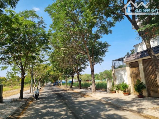 Đất Biệt Thự Đại Học Mở đường Tam Đa, Phường Trường Thạnh, Quận 9.