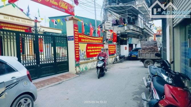 Bán gấp lô đất đức thượng, ô tô  7 chỗ vào đất, 20 m ra ô tô tránh , 52m hơn 4 tỷ