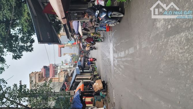 Bán đất Yên Nghĩa ,Hà Đông 35m mặt tiền 4m ô tô tránh,kinh doanh siêu hiếm