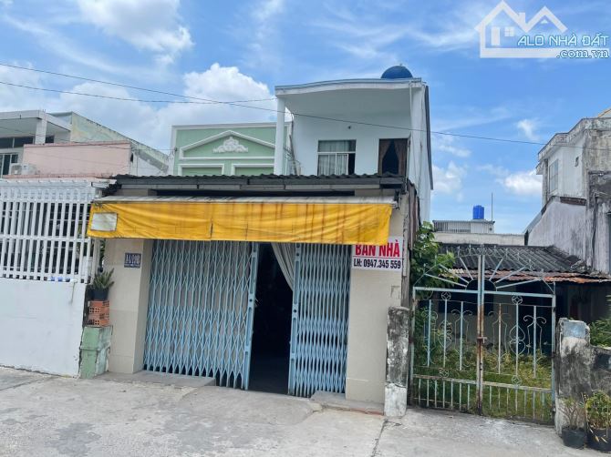 BÁN NHÀ + CƠ SỞ SẢN XUẤT NƯỚC SUỐI – HẺM XE TẢI, THỔ CƯ, GIẤY TỜ ĐẦY ĐỦ