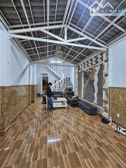 Nhà 1 mê hẻm Nguyễn Trãi Cách đường Ng Trãi 20m trung tâm phố chỉ 3.5 tỷ - 10