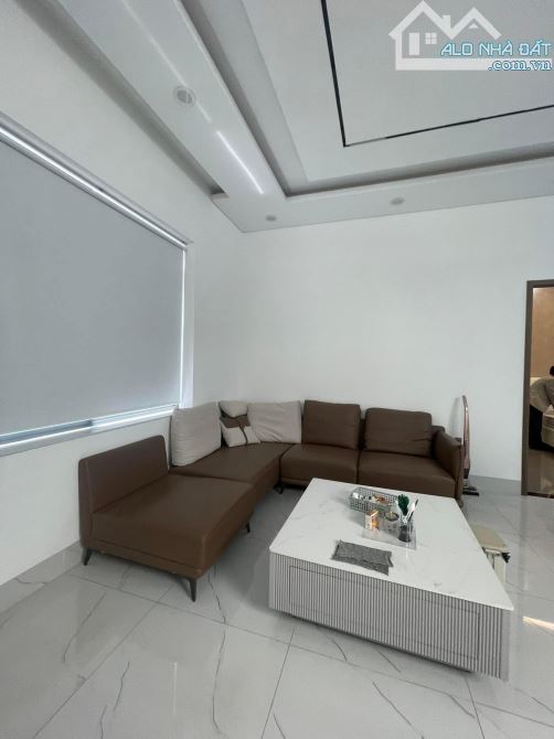 NHÀ MĂT TIỀN ĐƯỜNG NGUYỄN TRÃI PHỐ CŨ DT 8x18.5m GIÁ 19.5 TỶ - 10