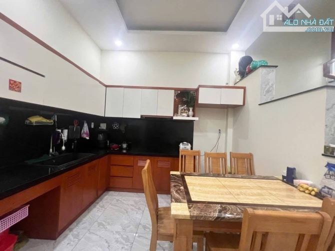 (Thủ Đức)nhà đẹp,giá tốt HXH đường Linh Đông 22sát chung cư 4S, 55m2 3tầng 6tỷ - 1