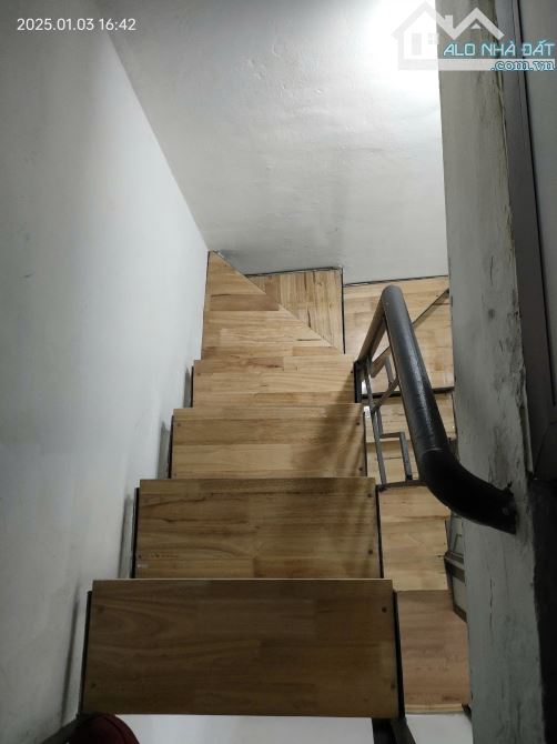 Nợ tiền bán gấp giá rẻ Đông Tác 11m/14m T2, 3 tầng, mặt tiền 4m, 1.57 tỷ Đống Đa. - 1