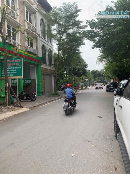 Đất Xây Văn Phòng, Phố Đỗ Nhuận, 145m2, Mặt Tiền 8m, Vỉa hè, Công Viên Hoà Bình, 38.5 tỷ - 1