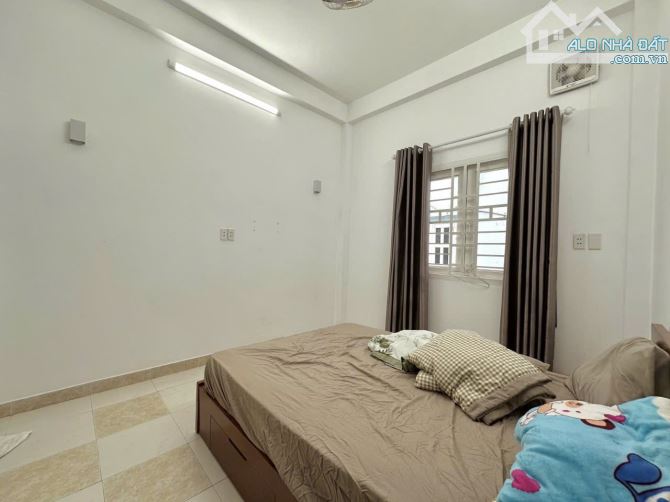 (PHÚNHUẬN) PHAN XÍCH LONG - PHƯỜNG 2. GẦN PHAN ĐĂNG LƯU - 4 TẦNG 10.5 TỶ TL. - 1