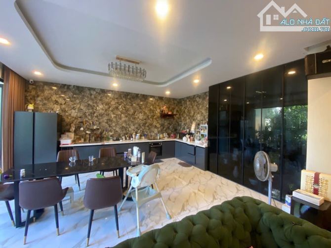 SIÊU HIẾM CĂN BIỆT THƯ NAM VIỆT Á GẦN 300M, NGANG 15M GẦN SÔNG MÁT MẺ-GIÁ RẺ NHẤT THỊ TRƯỜ - 1
