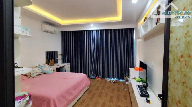Nhà Mặt Đường Lán Bè - Lam Sơn - Vị trí đẹp có vỉa hè kd buôn bán sầm uất - 1