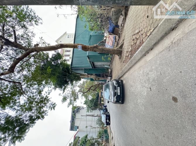 Phố Thượng Thanh - 3 oto tải tránh - Mặt tiền 12m - diện tích 240m2 vuông đét - giá đầu tư - 1