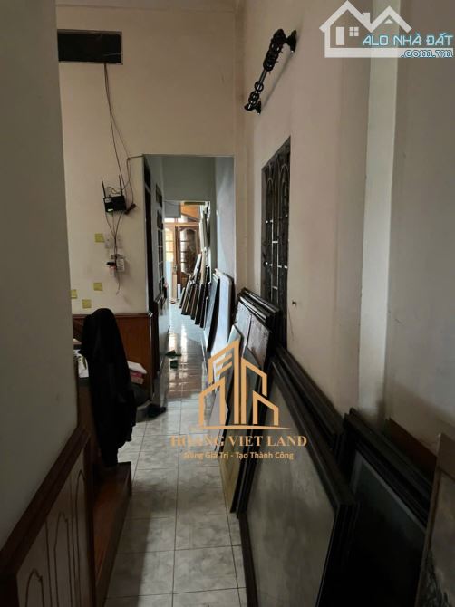 NHÀ MẶT TIỀN KINH DOANH ĐƯỜNG LÊ DUẨN. DT 5x33m (NỞ HẬU 7m) - TC 100% HƯỚNG ĐÔNG NAM - 1
