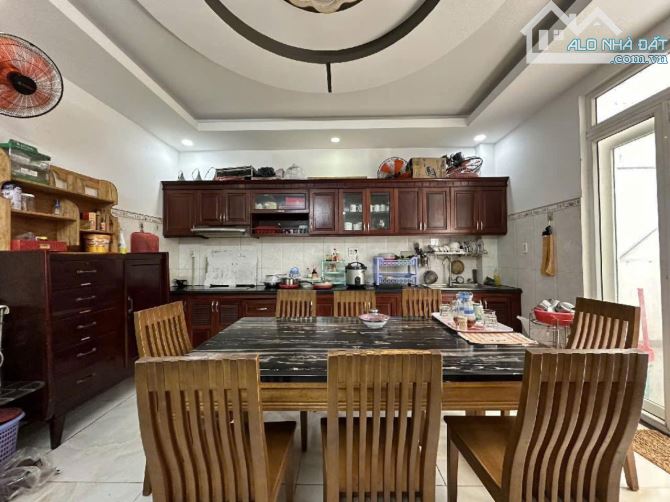 Bán Nhà Mặt Tiền Bùi Thế Mỹ, Tân Bình, 133m2, 4 Tầng Mới, Nội Thất Cao Cấp, Nhỉnh 17 Tỷ TL - 1