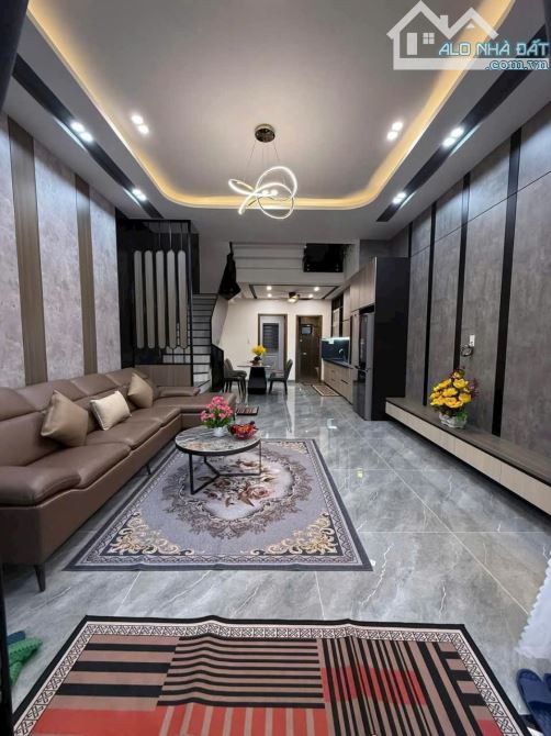 BÁN NHÀ 3 TẦNG MẶT TIỀN ĐƯỜNG HOÀ MINH 14- GẦN BIỂN- NGAY TRƯỜNG HỌC-DT 80M2- CHỈ 6,25 TỶ - 1