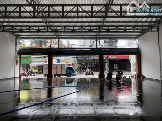 CHo thuê mbkd mặt tiền đường Nguyễn văn khối 17x27m thông suốt - 1