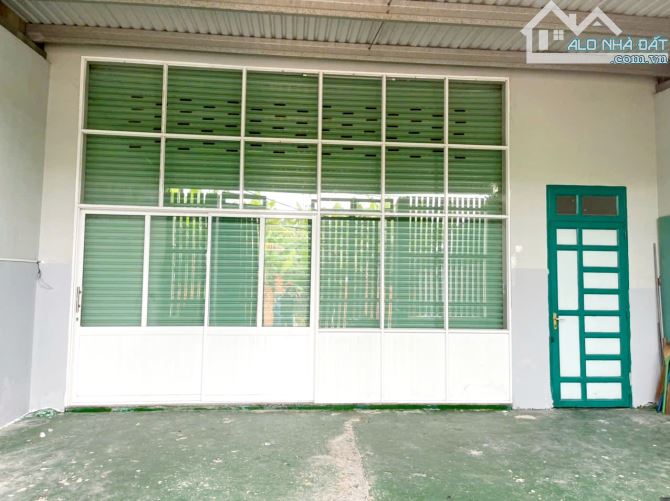 Kho Xưởng MỚI 8x25m Đường Lý Thường Kiệt Thị Trấn Hóc Môn Giá 15tr/th Cọc 2th - 1