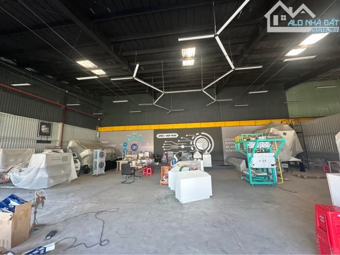 Bán kho xưởng An Phú Đông , quận 12, DT : 1.700m2, thổ cư : 1.300m2 - 1