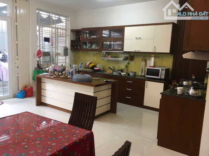 Bán Nhà Thảo Điền, Thủ Đức. 6m x 25m = 149m, 2L, 3 pn, Đ8m, H.Đ, SH, giá: 27Tỷ - 1