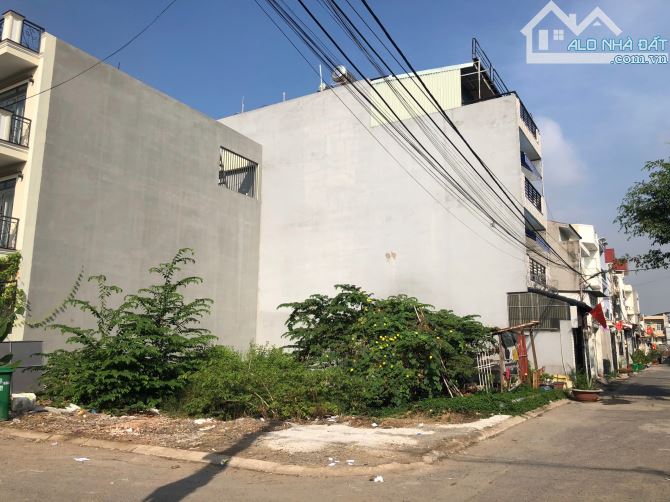 Gía tốt cho lô 2 mặt tiền 11x15 đường 339 - Đỗ Xuân Hợp - 1
