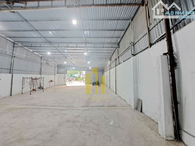 Cho thuê kho gần Song Hành 10x20m, giá 30 triệu - 1