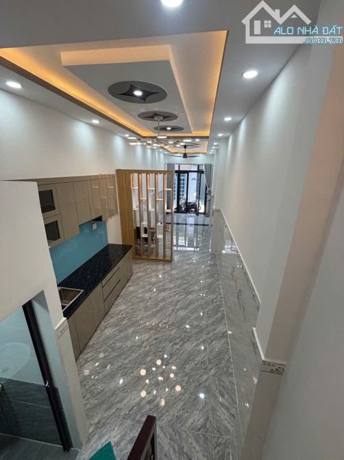 BÁN NHÀ 3 TẦNG ĐẸP – LÝ THÁNH TÔNG – HXH – CHỈ 4,75 TỶ - 1