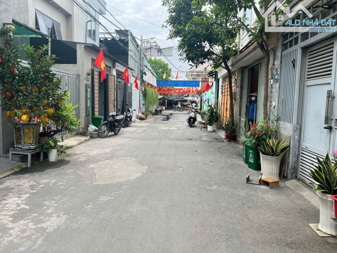 Bán đất đường Hồ Bá Phấn gần chợ Phước Long A Quận 9 cũ (62.8m2) 6.1 tỷ - 1