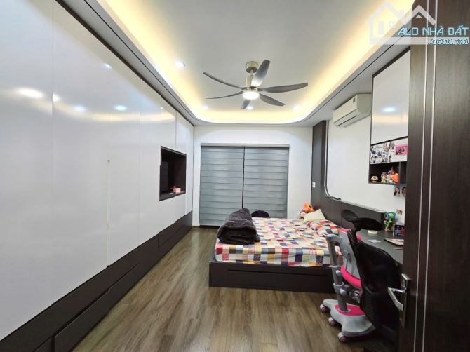 Nhà đẹp Hồ Tùng Mậu 48m. 5 tầng. Gần trường đại học lớn. Giao thông thuận tiện. 8,8 tỷ - 1