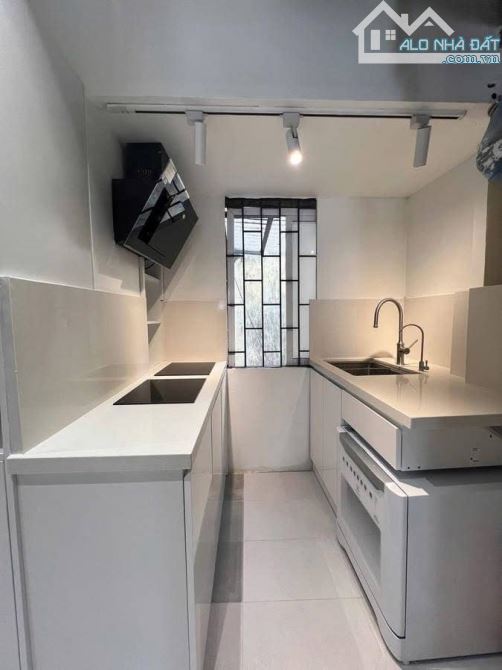 Chính chủ gửi bán căn hộ duplex t5+6 đẹp hiện đại, đủ nội thất, trung tâm Đống Đa - 1