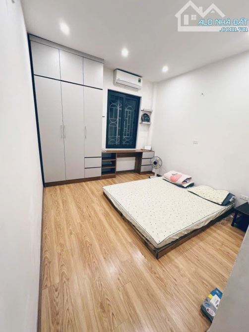 CẦN BÁN NHÀ PHỐ CÁT LINH - 5.5 TẦNG, FULL NỘI THẤT, VỊ TRÍ VÀNG GẦN VĂN MIẾU - 1