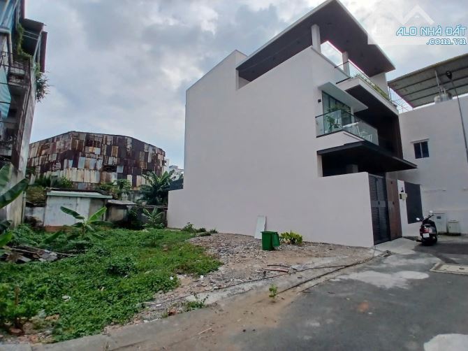 LÔ ĐẤT RẺ NHẤT QUẬN BÌNH THẠNH - HẺM Ô TÔ - KHU DÂN TRÍ CAO - CHỈ 125TR/M2 - 1