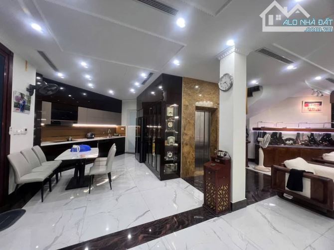 VIP ĐẸP BIỆT THỰ ĐẲNG CẤP HÀNG XÓM TIMES CITY 120M2x5T, MT 5M, CHỈ 24 TỶ 7 - 2
