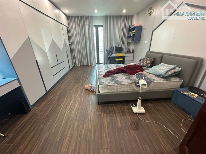 NHÀ ĐẸP THỊNH LIỆT -Quận uỷ   LÔ GÓC CHỦ TỰ XÂY TÂM HUYẾT - Ô TÔ ĐỖ CỬA - NHÀ ĐẸP Ở NGAY N - 2
