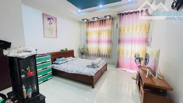 BÁN NHÀ - HẺM XE TẢI TRÁNH NHAU - 70M2 - HOÀN CÔNG ĐỦ - ĐƯỜNG 8 LINH XUÂN - 2