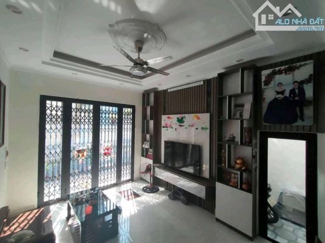 CẦN BÁN CĂN NHÀ 3 TẦNG THIẾT KẾ ĐẸP NGÕ ĐƯỜNG ĐOÀN TRẦN NGHIỆP - 2