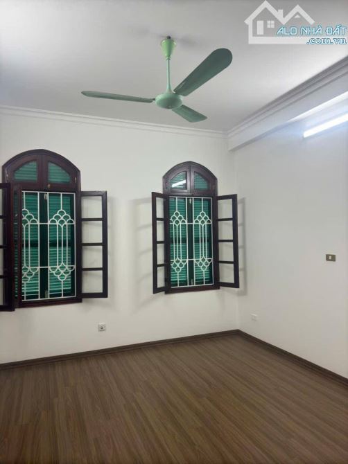 BÁN NHÀ MẶT PHỐ NGUYỄN CẢNH DỊ . ĐẠI KIM. PHÂN LÔ TRỤC CHÍNH KINH DOANH - 2