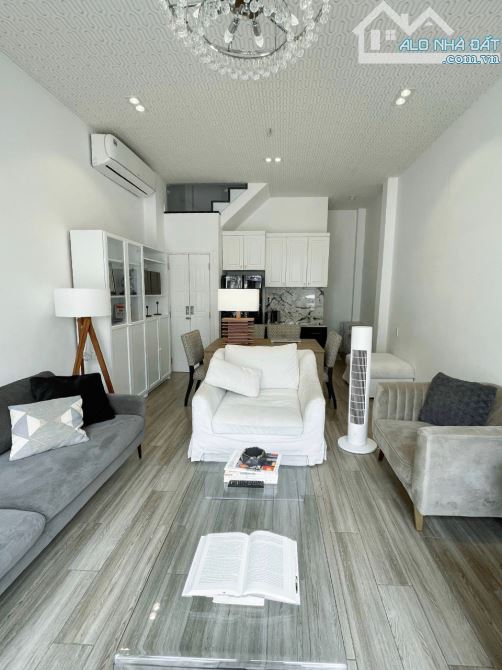 BÁN NHÀ GÓC 3 MẶT HẺM NGÔ TẤT TỐ, BÌNH THẠNH - 5 TẦNG - GIÁ CHỈ 7 TỶ - 2