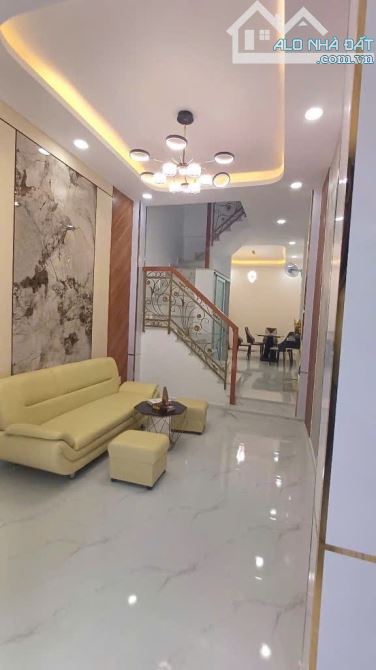 CHỦ NHÀ CẦN BÁN GẤP TRONG THÁNG 3 NÀY - 2