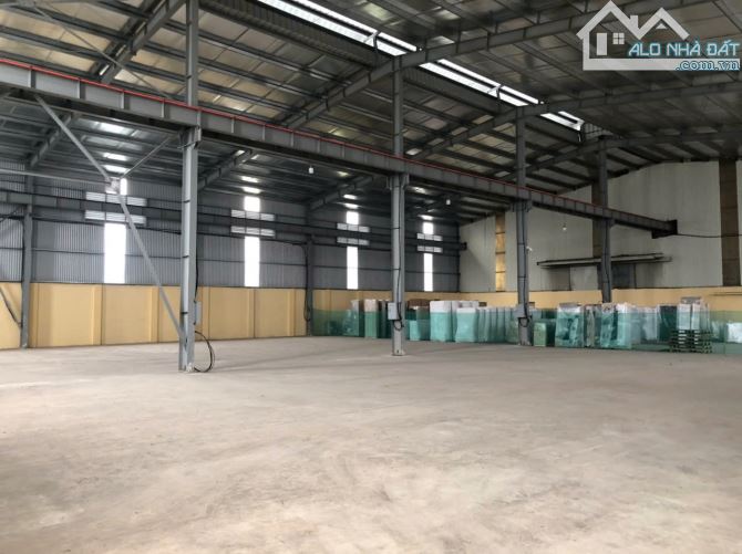 Cho thuê 2,200m2 . có sẵn dàn cẩu trục 5T Thị trấn Đông Anh - 2