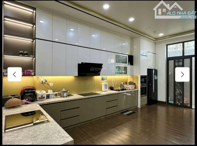 Biệt thự ven sông cao cấp 185m2, Hiệp Bình Chánh - Thủ Đức, tặng full nội thất cao cấp. - 1