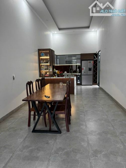 NHÀ MẶT TIỀN 8M NGUYỄN VĂN LINH, ĐƯỜNG RỘNG, THUẬN TIỆN Ở KINH DOANH - 2