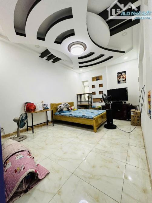 Bán Nhà Mặt Tiền Bùi Thế Mỹ, Tân Bình, 133m2, 4 Tầng Mới, Nội Thất Cao Cấp, Nhỉnh 17 Tỷ TL - 2