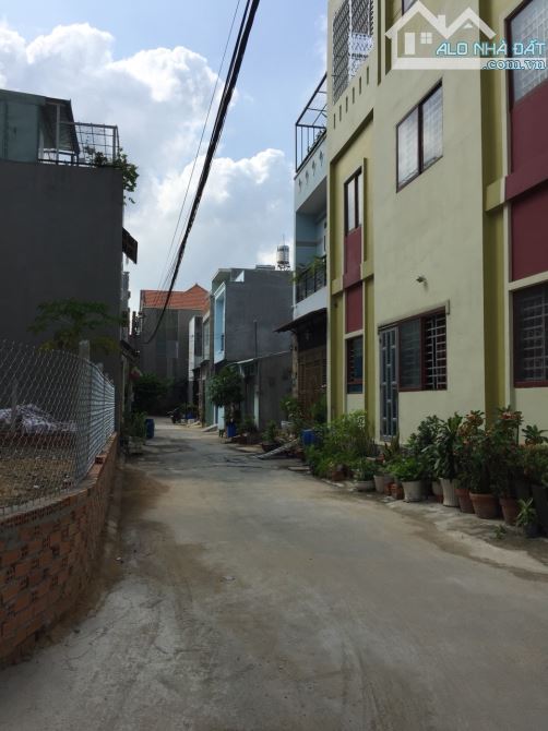 Bán đất ngay chợ Đầu mối Thủ Đức, DT 52m2, chính chủ. - 2