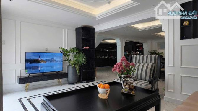 Bán nhà 3 tầng, 8 pn,  đường An Thượng 6 đang có sẵn hợp đồng thuê 110 tr/ tháng - 2
