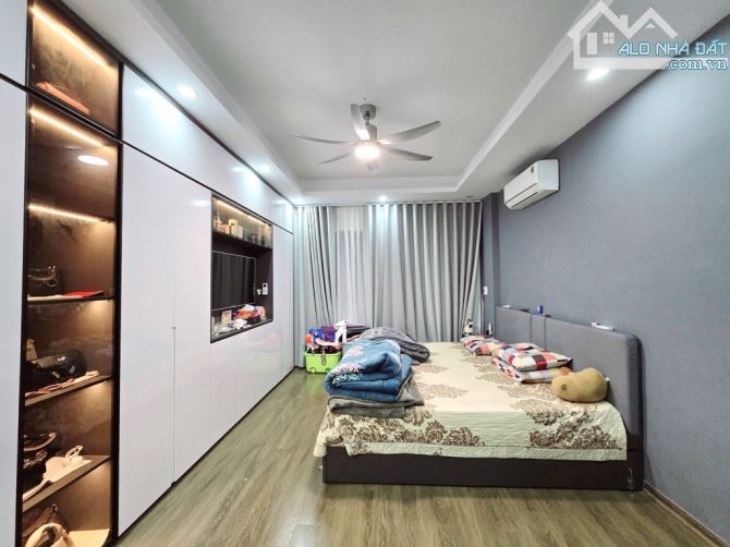 Nhà đẹp Hồ Tùng Mậu 48m. 5 tầng. Gần trường đại học lớn. Giao thông thuận tiện. 8,8 tỷ - 2