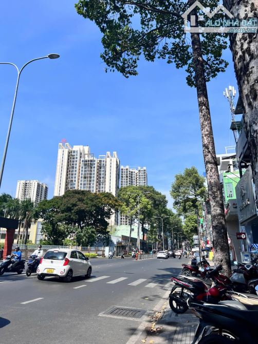 Cho thuê nhà 141 đường 3 tháng 2, Phường 10, Quận 10. 4 Tầng, 9pn, DT 4,5x27 chỉ 65tr - 2