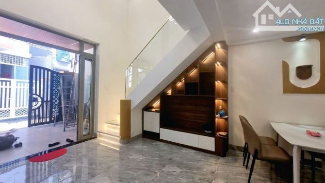 NHÀ 2 TẦNG MỚI 100%- DIỆN TÍCH 80.2M2- FULL NỘI THẤT- KIỆT ÔNG ÍCH KHIÊM - 2