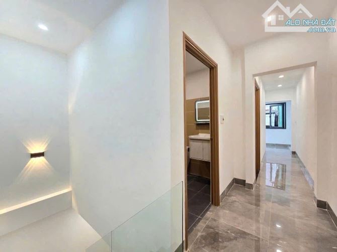 NHÀ 2 TẦNG MỚI ĐẸP- KIỆT NGUYỄN VĂN LINH- HẢI CHÂU- ĐÀ  NẴNG- CHỈ 3.450T.Ỷ. - 2