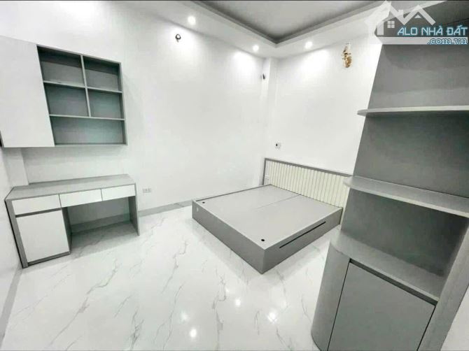 NHÀ 3 TẦNG PHỐ NGÔ QUYỀN TP HẢI DƯƠNG  🌎Diện tích : 52m2 🏛️Mặt tiền : 4,42m - 3
