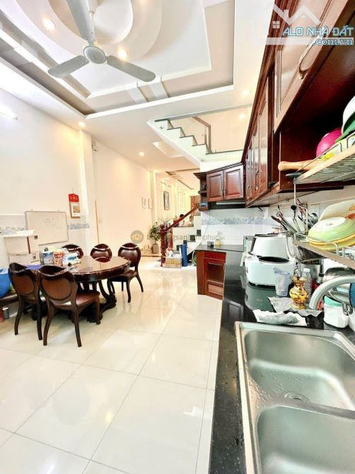 BÁN NHÀ 3 TẦNG – HUỲNH VĂN GẤM, P. TÂY THẠNH, TÂN PHÚ – KHU DÂN TRÍ CAO, THOÁNG ĐẸP - 3